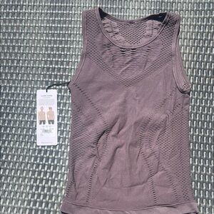 ALO Yoga Pink Fitted Tank Top